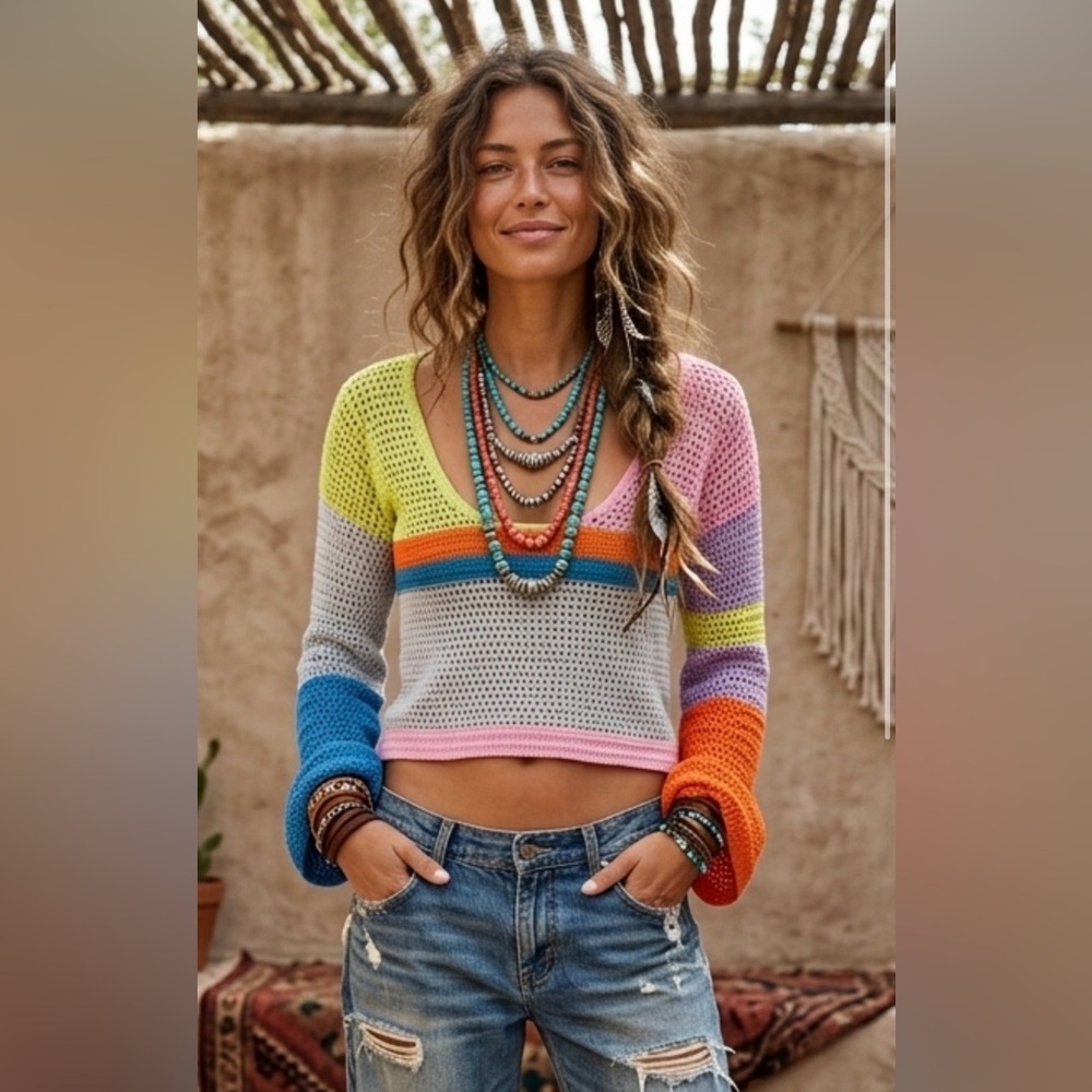 Retro Colorblock Crochet Crop Top // Boho Bell Sleeve Festival Knit Vibe Small
